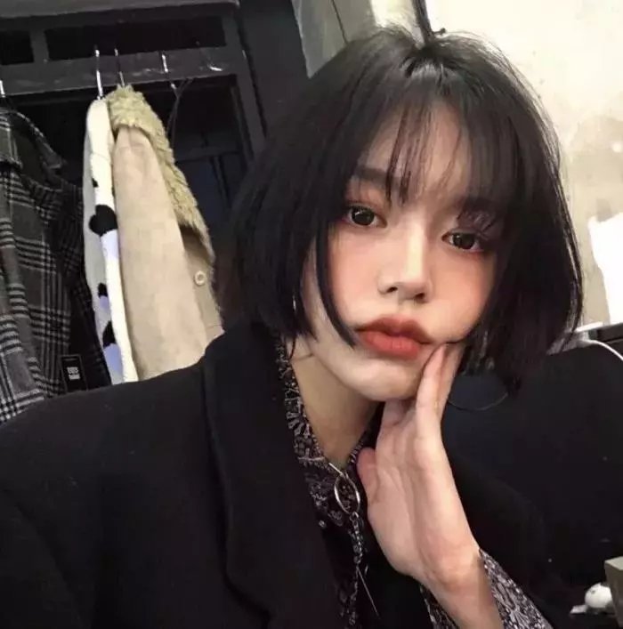 迷雾中的她
